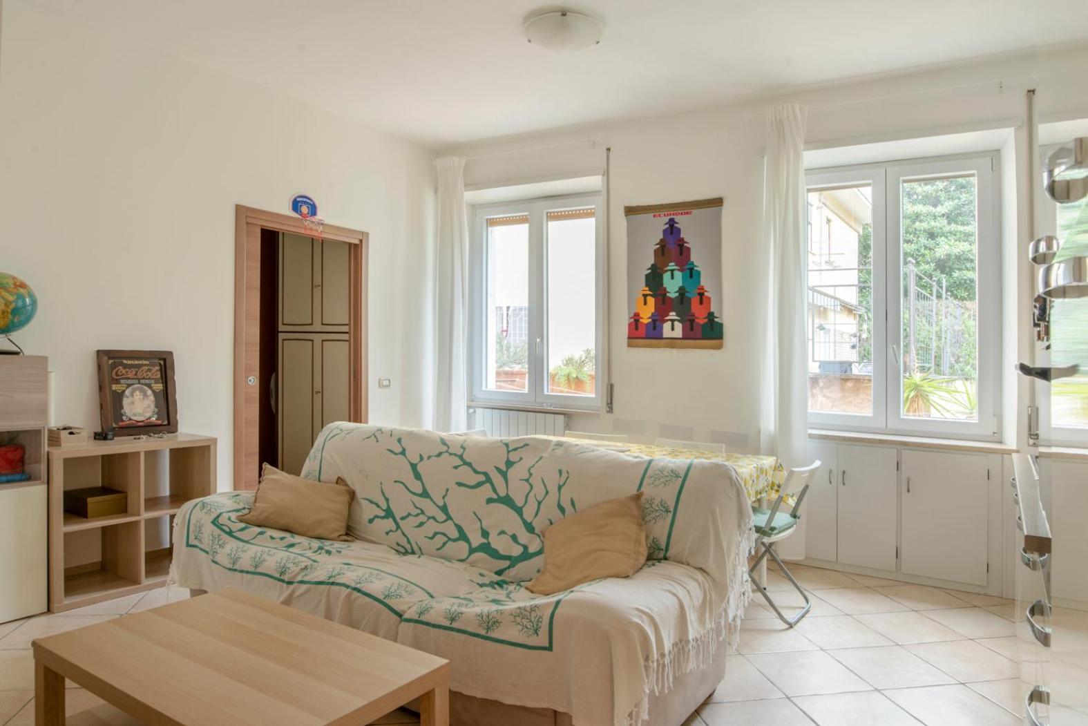 Spacious Apartment Near St Peter'S Church Рим Екстериор снимка